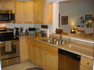 4 Fox Run Ct, Gorham, ME 04038