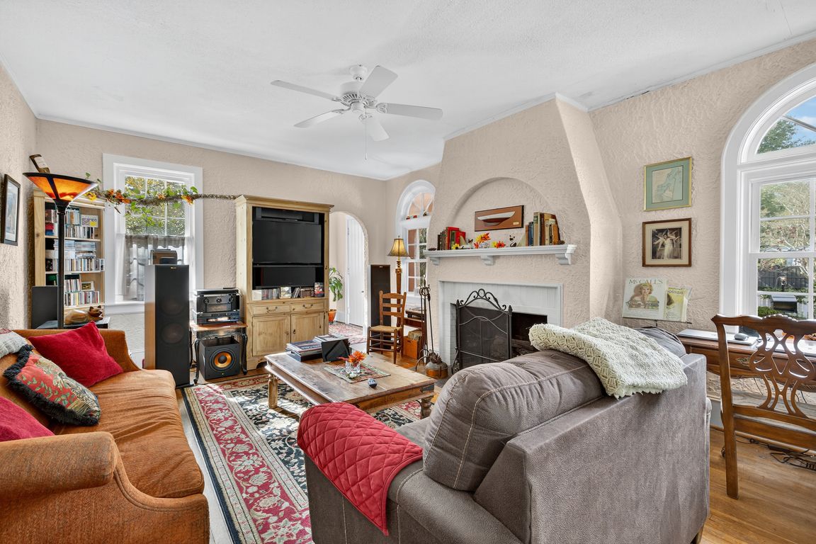 next background image