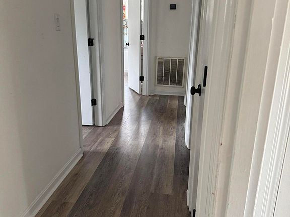 3rd image of 7619 Decatur Drive