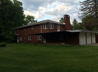 143 Shafer Rd, Coraopolis, PA 15108