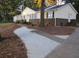 4908 Edinborough Rd, Greensboro, NC 27406