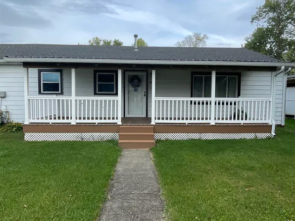 140 Moore Ave, Dunkirk, IN 47336