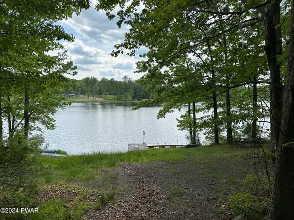 Rosewood Ln, Beach Lake, PA 18405