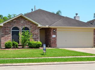 1007 Hamilton St, Alvin, TX 77511