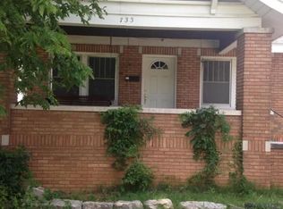 733 S Campbell Ave, Springfield, MO 65806