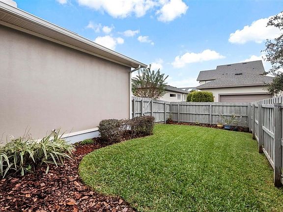 3rd image of 8715 Laureate Blvd