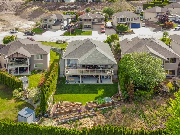 2493 Ironridge Rd, West Kelowna, BC V4T 2Y4