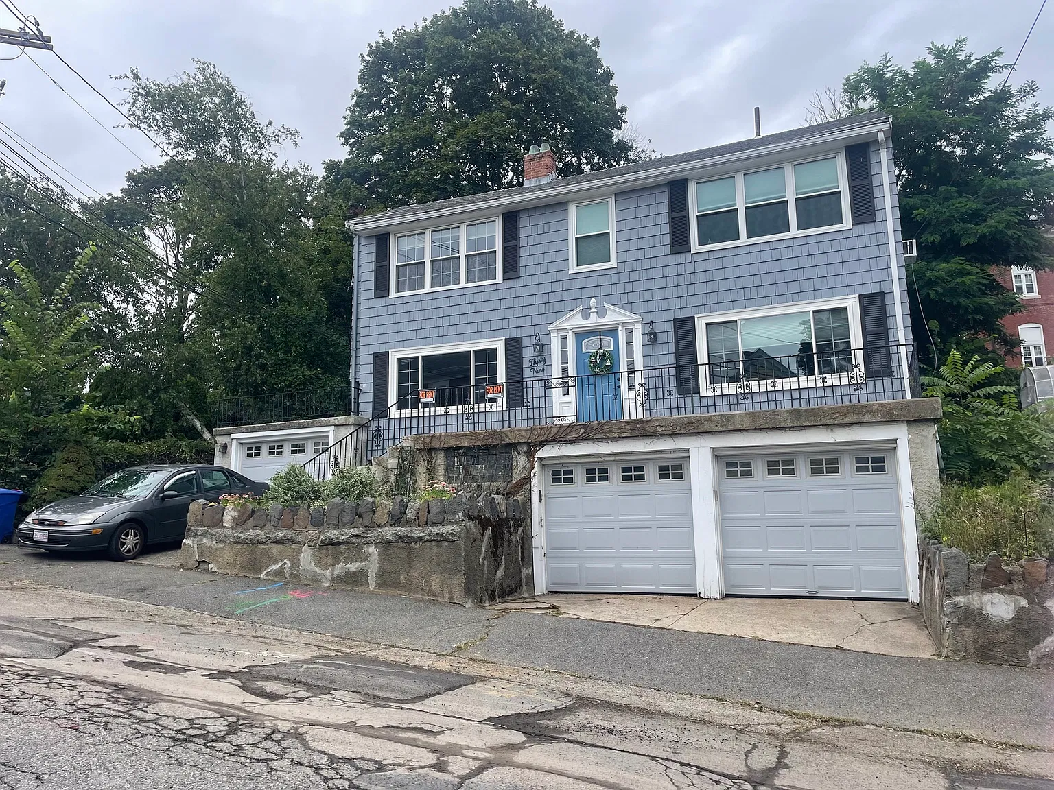 2 bed, 1.0 bath, 562 sqft, $2,300 — Photo 1