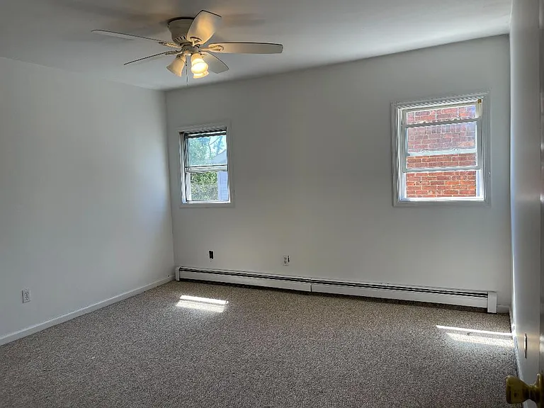 420 W Fulton St — Photo 17