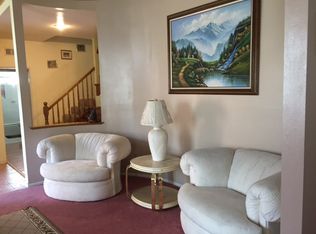 17041 Lassen St, Northridge, CA 91325