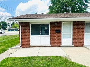 290 North Ave APT 7, Mount Clemens, MI 48043