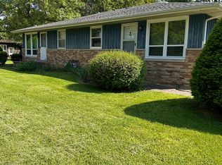 535 Shady Oaks Dr, Metamora, IL 61548