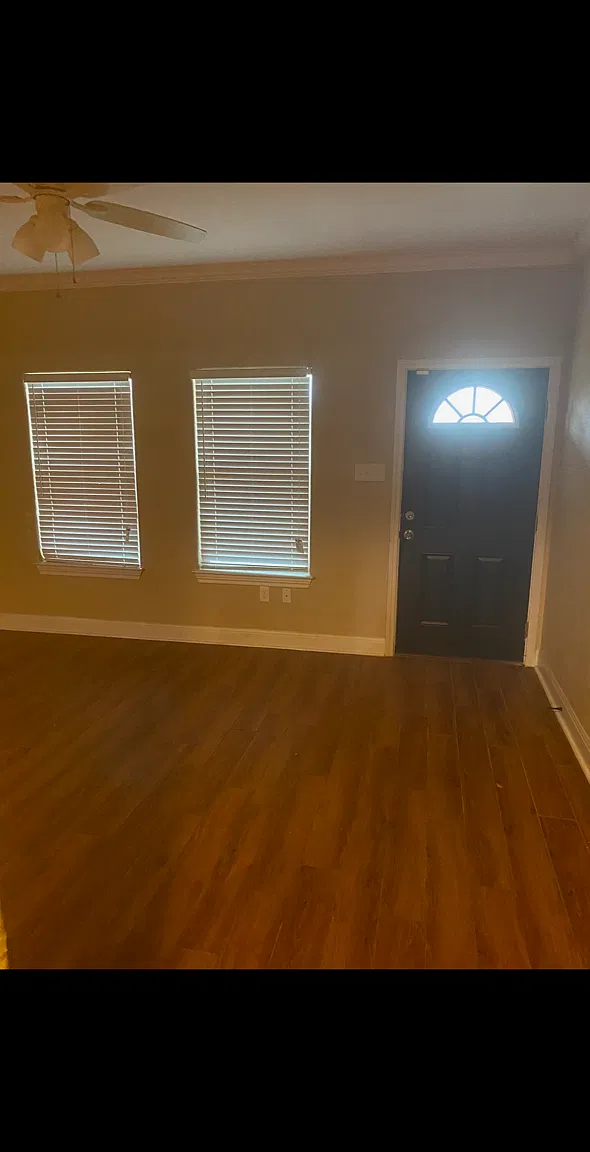 4 bed, 2.5 bath, 1650 sqft, $1,850 — Photo 1