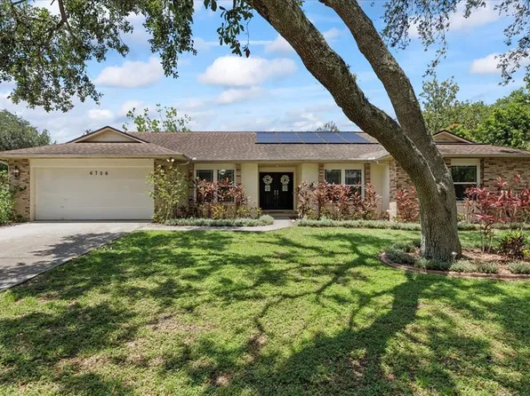 6706 Dunes Ln, Temple Terrace, FL 33617