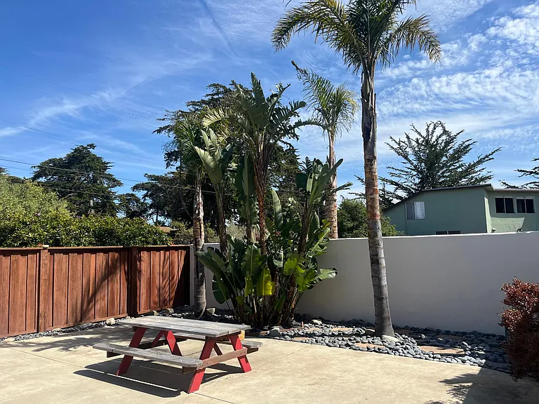 1881 Ferrell Ave — Photo 6