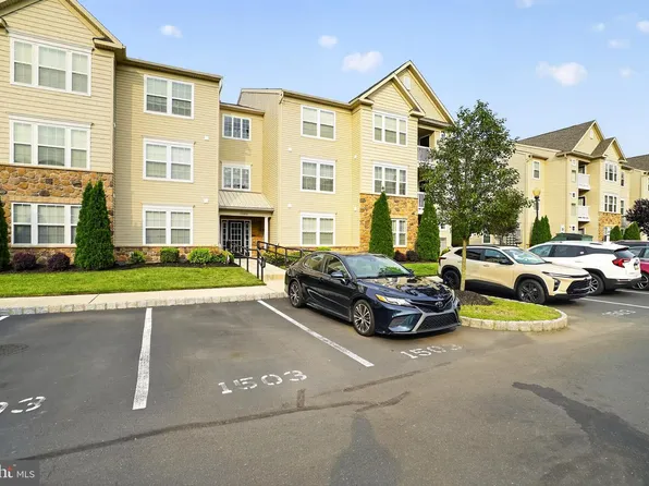 1503 Moore St Unit 303, Bristol, PA 19007