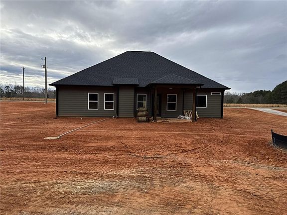 5th image of 2089 N Hicks Rd