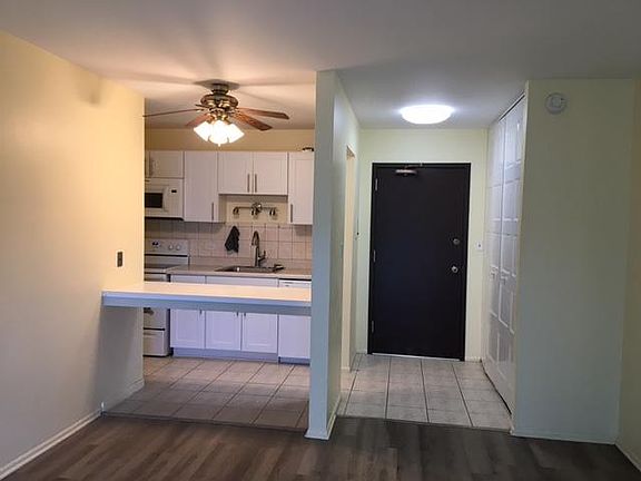 3rd image of 4 Villa Verde Dr APT 202
