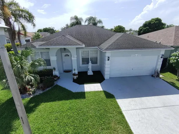 1011 Salmon Isle, Greenacres, FL 33413