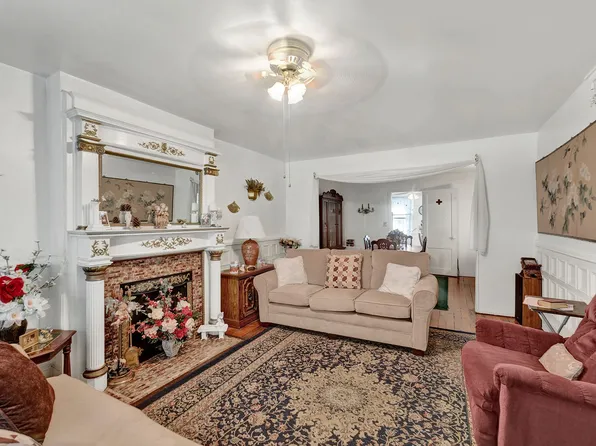 469 47th Street image 1 of 21
