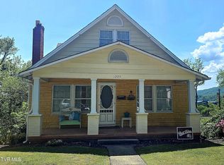 1209 Chestnut St, Kingsport, TN 37664