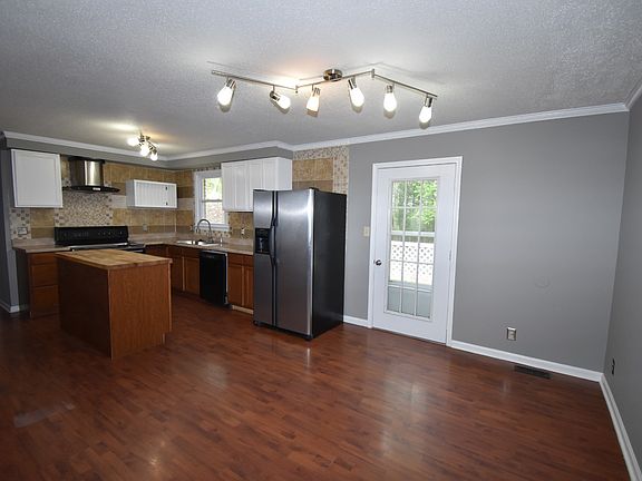 4th image of 421 Needlewood Dr