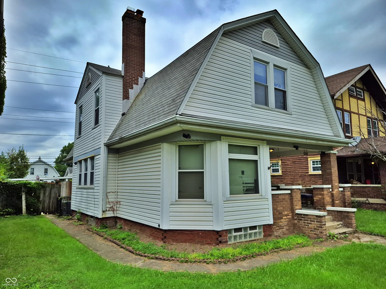 3 bed, 2.5 bath, 1694 sqft, $1,450 — Photo 2