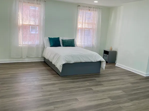 441 Manton St, Philadelphia, PA 19147