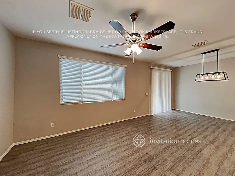 1526 N Balboa — Photo 4