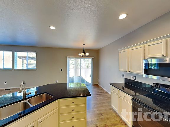 5th image of 22540 SE 268th Pl