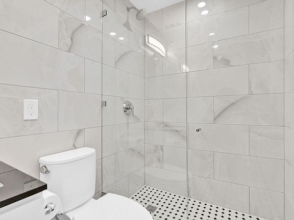 5th image of 37-07 23rd Ave #7