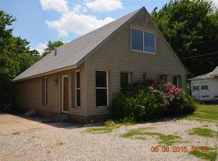 2019 E 12th Ave, Winfield, KS 67156