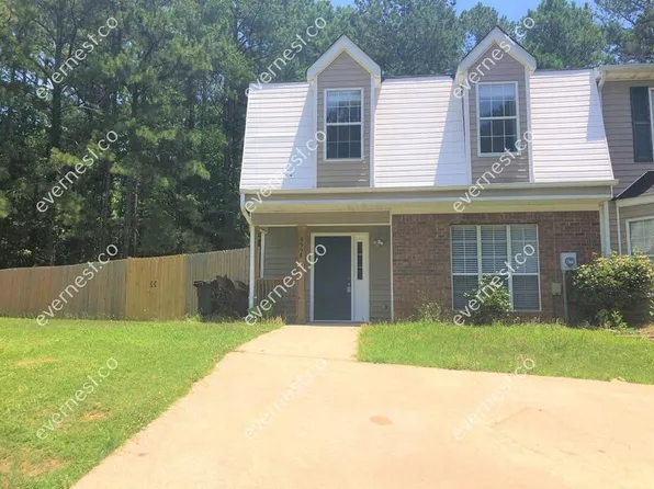 8558 Westchester Dr, Douglasville, GA 30134
