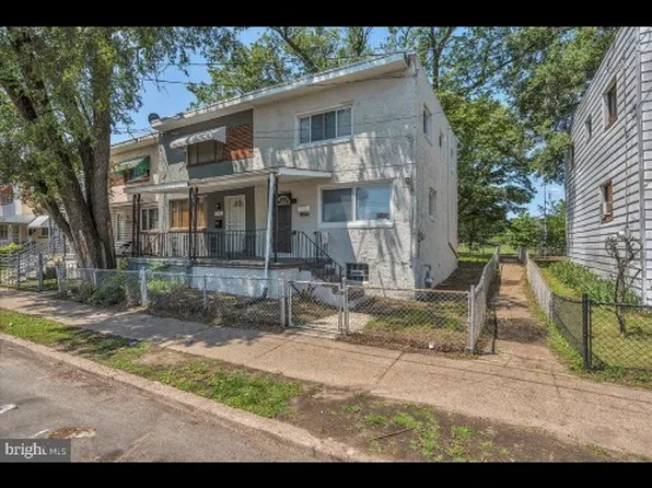 1579 S 8th St #8, Camden, NJ 08104