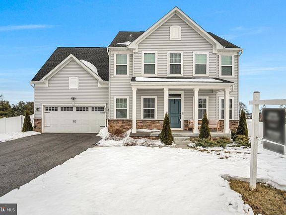 2nd image of 532 Monocacy Trl