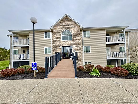 4th image of 10509 Michael Dr Unit 4