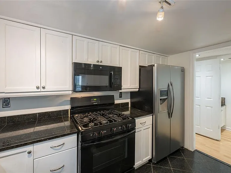 9070 Cobbler Ct — Photo 9
