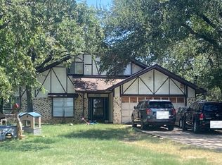 8022 Ella Young Dr, Lakeside, TX 76135