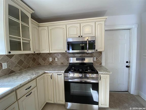 3rd image of 3709 NW 22nd Pl