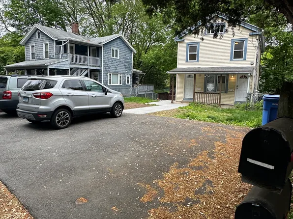 151 Long Hill Ave #2, Shelton, CT 06484