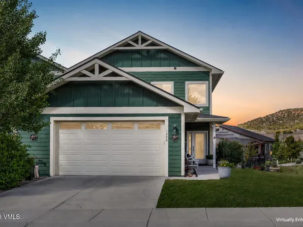 1255 Hawks Nest Ln, Gypsum, CO 81637