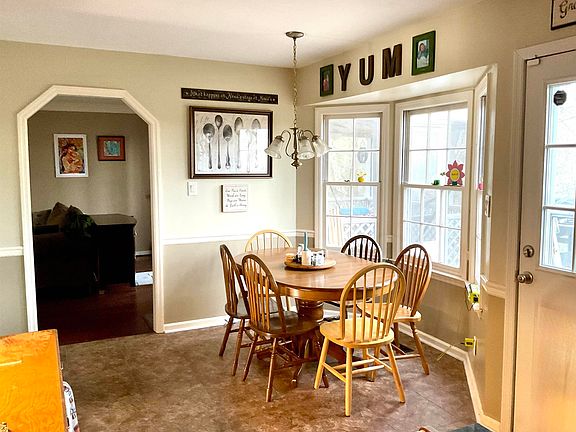 5th image of 1209 High Point Cir