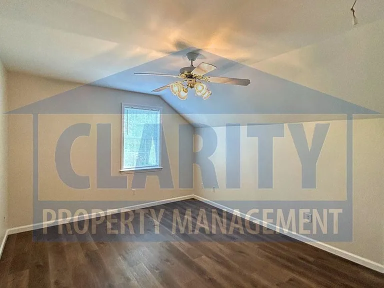 7812 Avalon Acres Ct — Photo 24