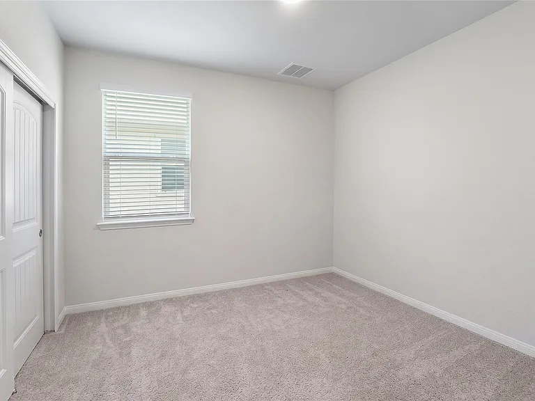 217 Evergreen Sumac Loop — Photo 16