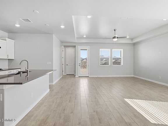 3rd image of 6055 Green Ridge Dr