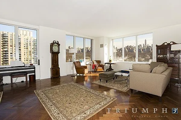 Rented by Triumph Property Group | media 27