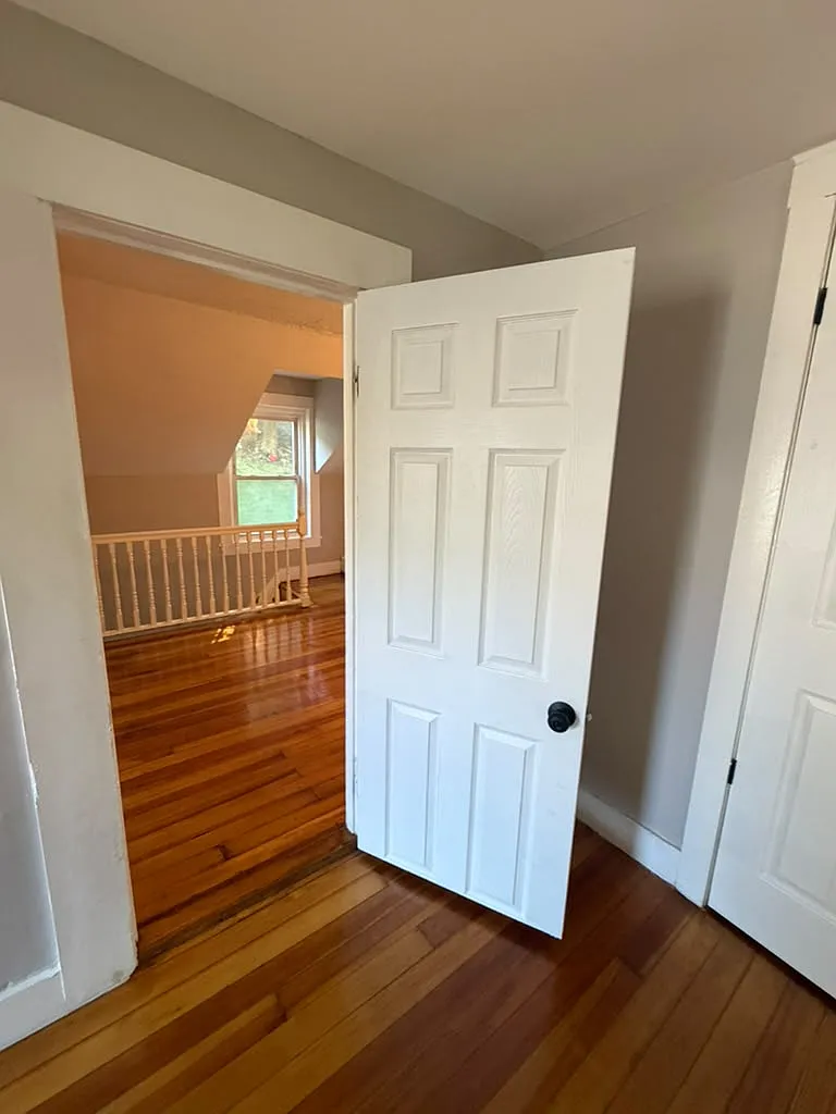 3 bed, 1.5 bath, 1200 sqft, $2,400 — Photo 4