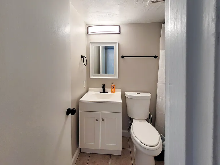 Bathroom for room 1,2,3 and 4