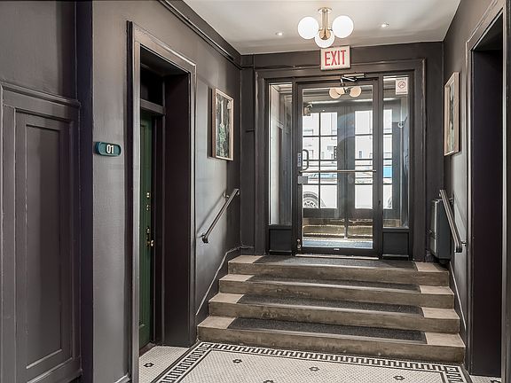 4th image of 536 W Grant Pl APT 23
