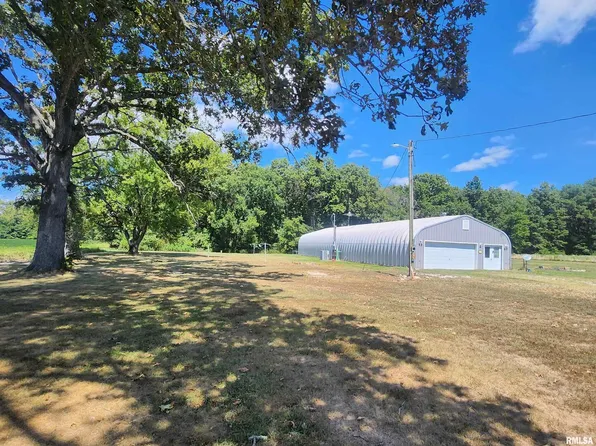 6707 Mockingbird Rd, Tamaroa, IL 62888